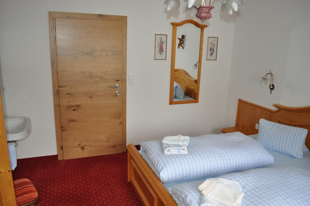 Haus Tina Daire Bach  Oda fotoğraf